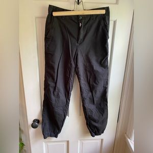 Gap - black cargo pants - size 4
